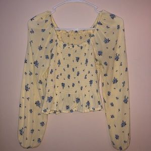 Puff-long sleeve blouse
